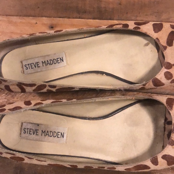Steve Madden Calf Hair Peep Toe 1” mini wedge - Picture 5 of 8